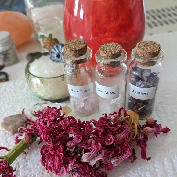 Hand Crafted Accessories - Manifesting Magical Vibes for a Happy & Peaceful Day!🍀❤️📬😍🧿🦁🐝🏡💕